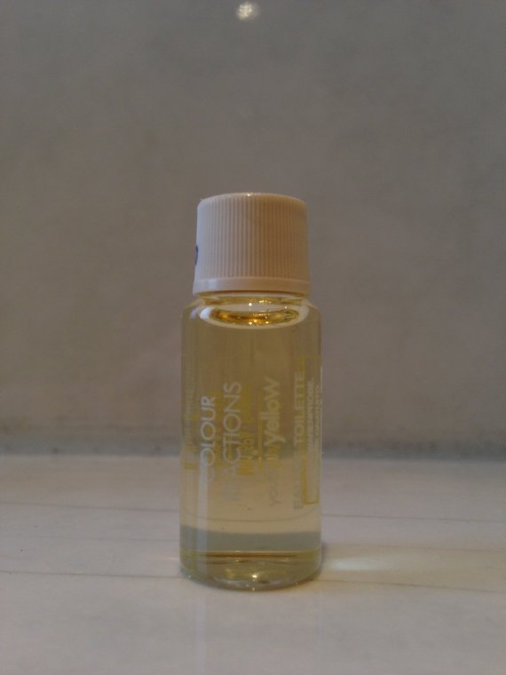 Colour Reactions - Youthful Yellow