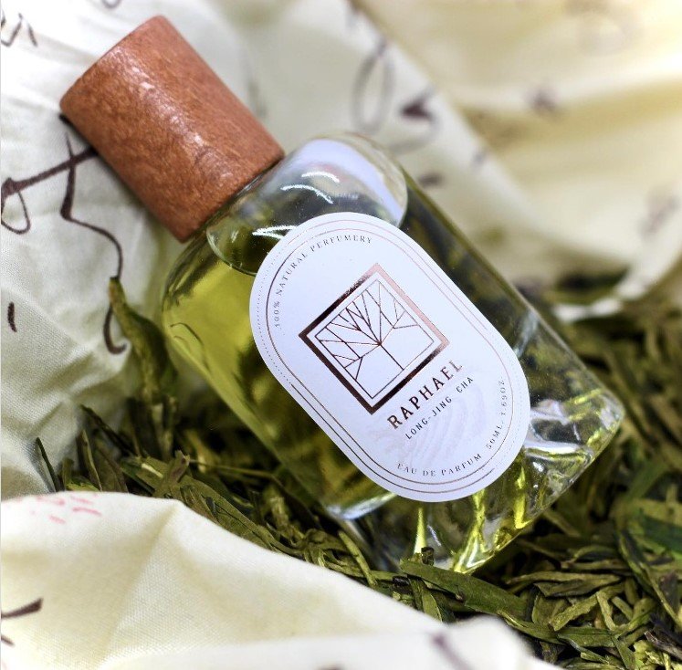 Long-Jing Cha (龍井茶)