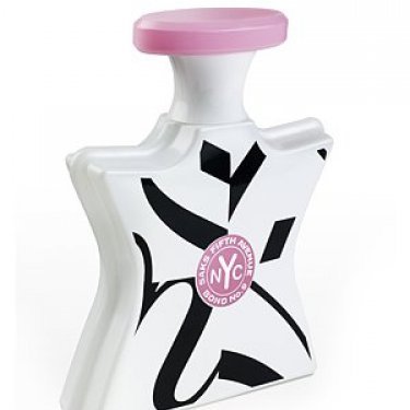 Saks Fifth Avenue en Rose