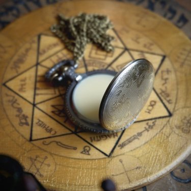 Inguz (Solid Perfume)