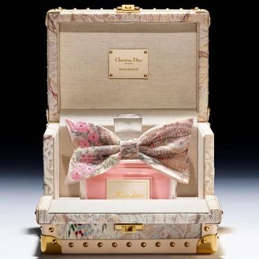 Miss Dior Parfum by Eva Jospin