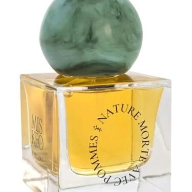 Nature morte avec pommes