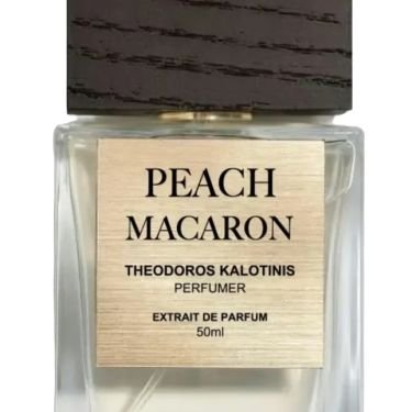 Peach Macaron