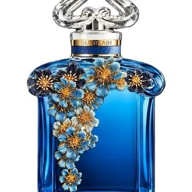 L'Heure Bleue by Begüm Khan
