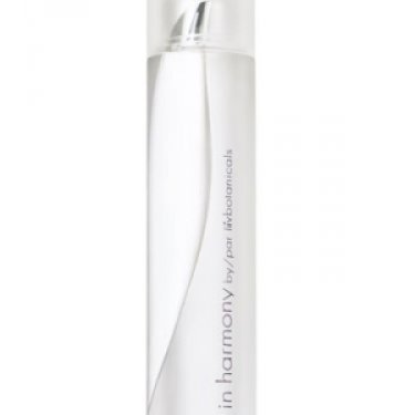 In Harmony by / par Liiv Botanicals