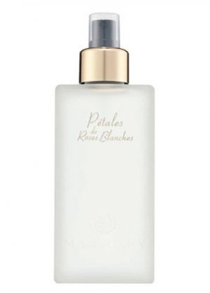 Petales de Roses Blanches