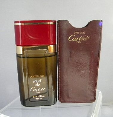 Must de Cartier Ligne Voyage